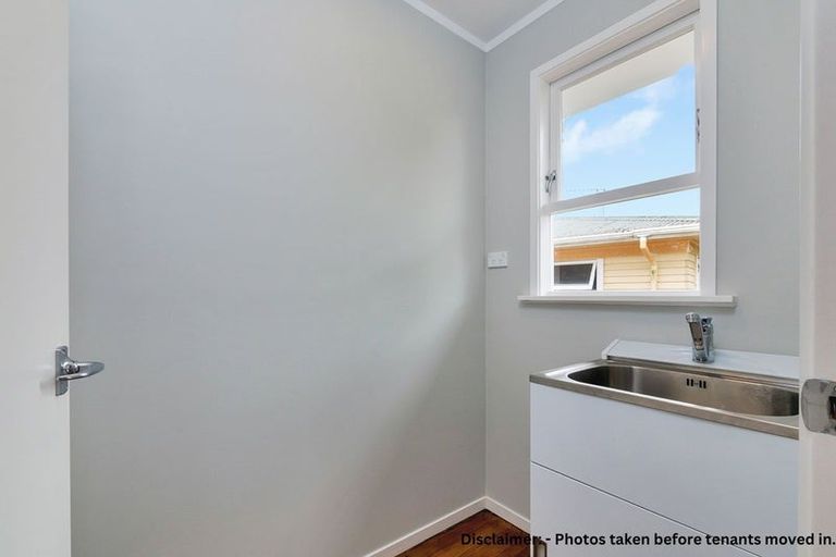 Photo of property in 25 Holland Street, Pukekohe, 2120