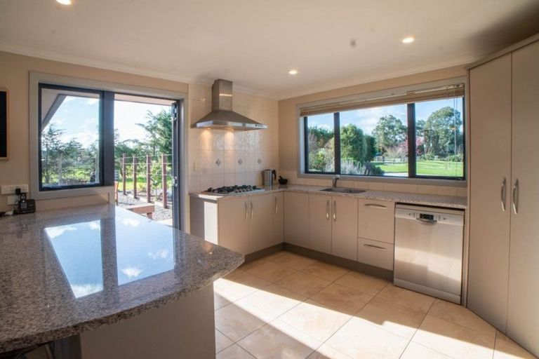 Photo of property in 339 Stoney Creek Road, Kelvin Grove, Palmerston North, 4470