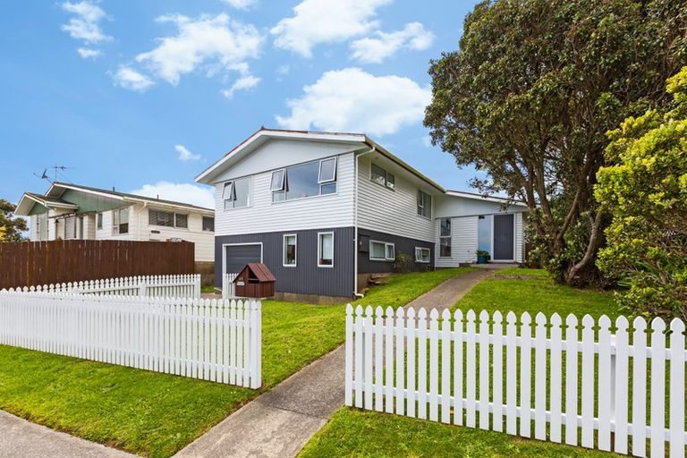 Photo of property in 49 Pope Street, Camborne, Porirua, 5026