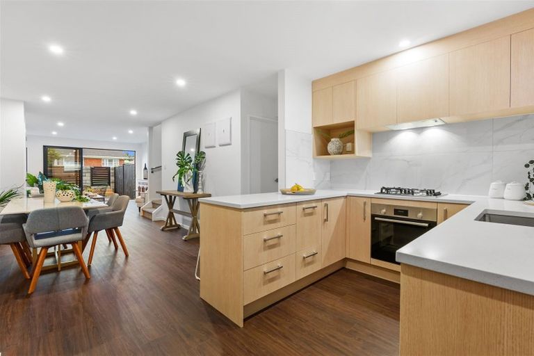 Photo of property in 3/55 Great South Road, Manurewa, Auckland, 2102