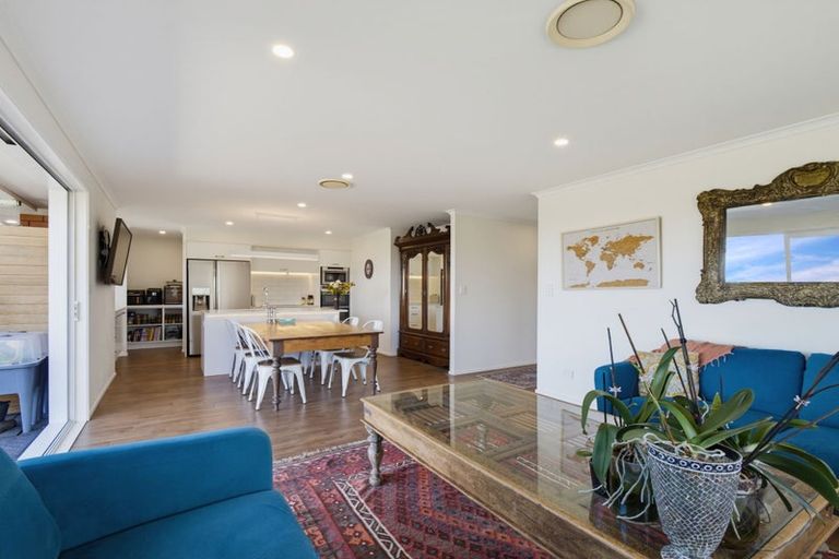 Photo of property in 96 Omana Avenue, Shelly Beach, South Head, 0874