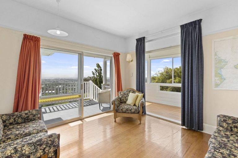 Photo of property in 19 Macmillan Avenue, Cashmere, Christchurch, 8022