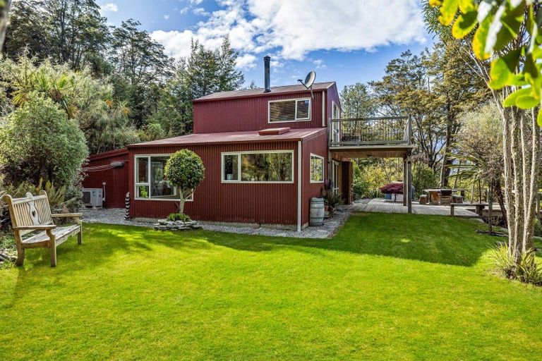 Photo of property in 17 Tall Tree Lane, Mount Creighton, Queenstown, 9371