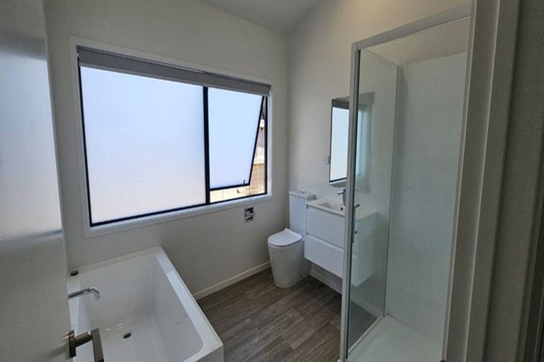 Photo of property in 17b Dickson Road, Papamoa Beach, Papamoa, 3118