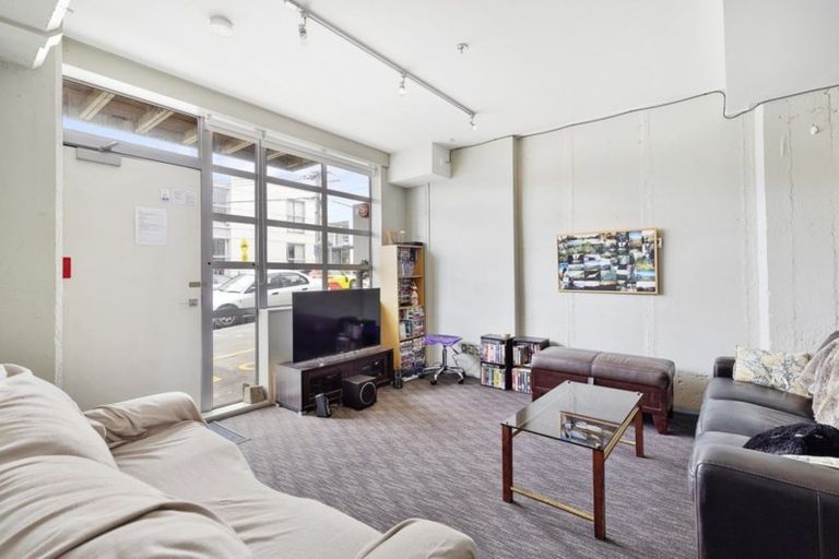 Photo of property in Vespa Apartments, 101/20 Hanson Street, Mount Cook, Wellington, 6021