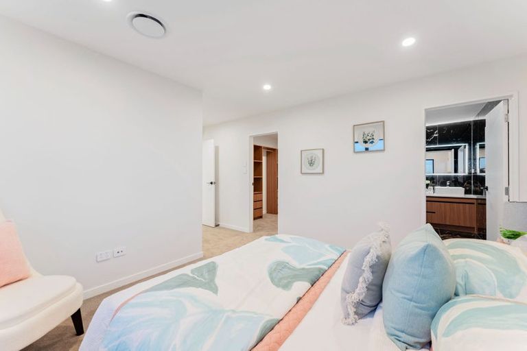 Photo of property in 28 Kate Duncan Drive, Swanson, Auckland, 0614