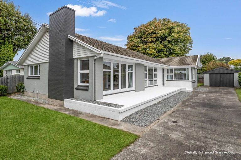 Photo of property in 23 Woodbury Street, Avonhead, Christchurch, 8042