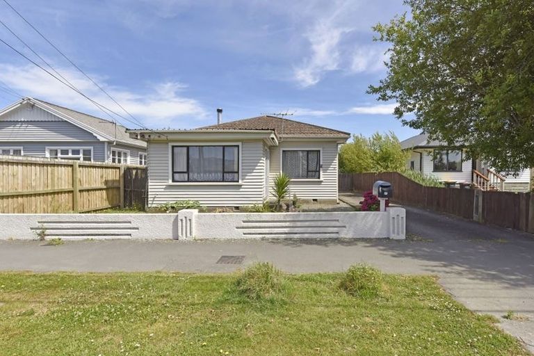 Photo of property in 25 Hargood Street, Woolston, Christchurch, 8062