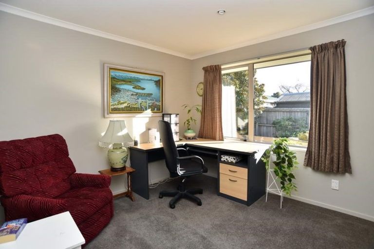 Photo of property in 40 Richill Street, Belfast, Christchurch, 8051