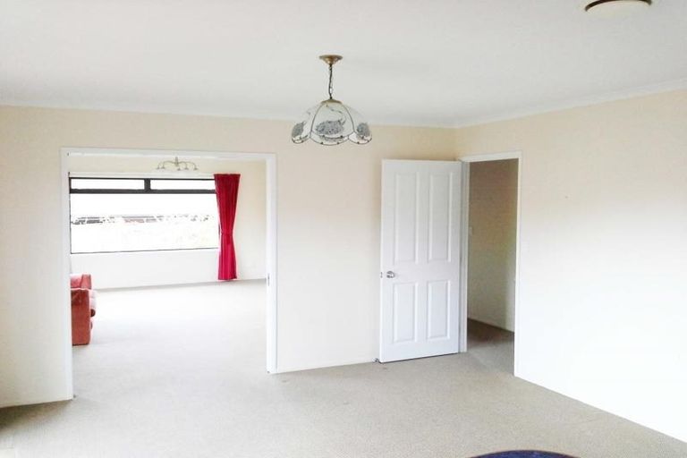 Photo of property in 47b Barrett Road, Whalers Gate, New Plymouth, 4310