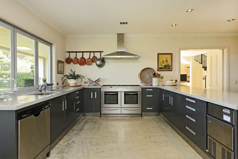 Photo of property in 137 Blackbarn Road, Havelock North, 4294