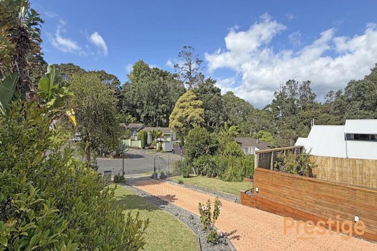 Photo of property in 29 Holyoake Place, Chatswood, Auckland, 0626