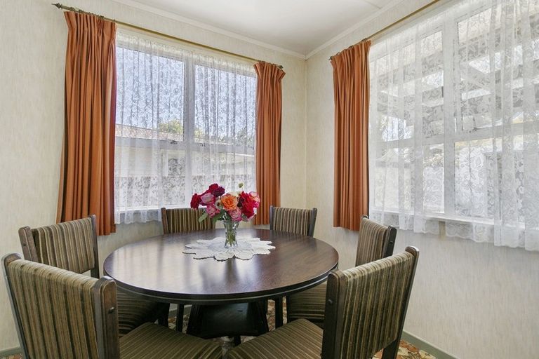 Photo of property in 70 Hinemoa Avenue, Taupo, 3330