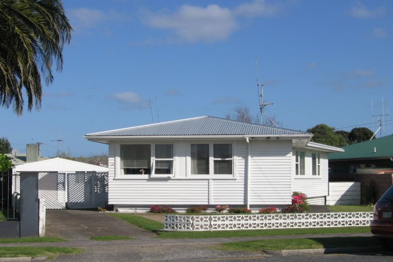 Photo of property in 60 Girven Road, Mount Maunganui, 3116