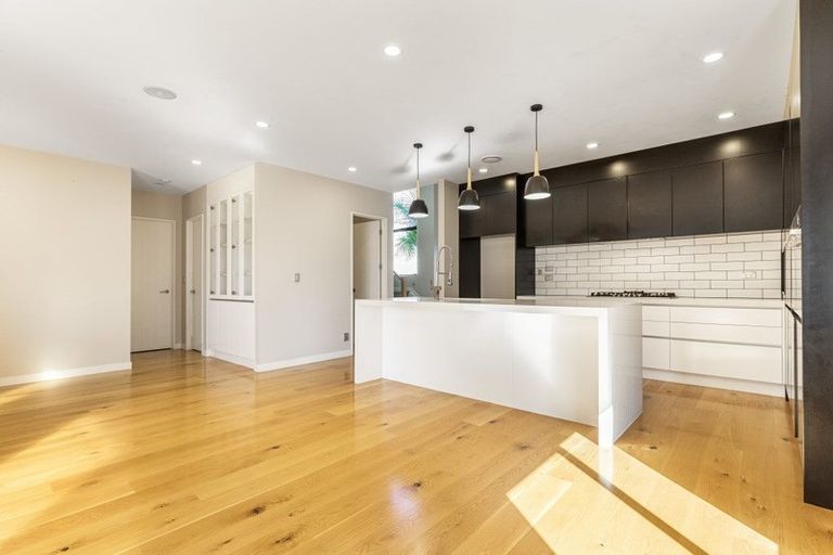 Photo of property in 4b Bennett Road, Pakuranga, Auckland, 2010