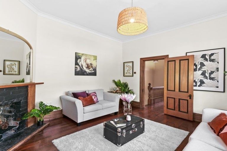 Photo of property in 80 Rolleston Street, Mount Cook, Wellington, 6021