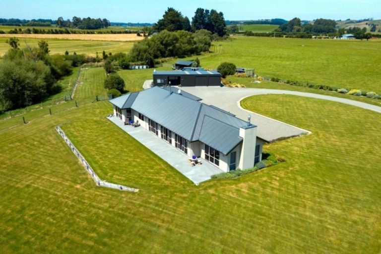 Photo of property in 12 Wooding Road, Woodbury, Geraldine, 7991