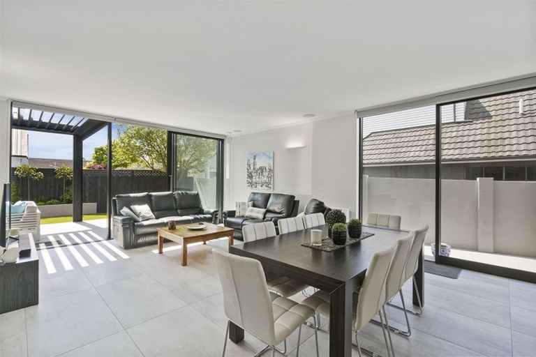 Photo of property in 99 Rugby Street, Merivale, Christchurch, 8014