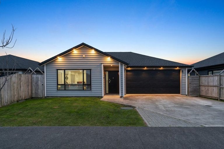 Photo of property in 9 Earlywood Road, Takanini, 2110