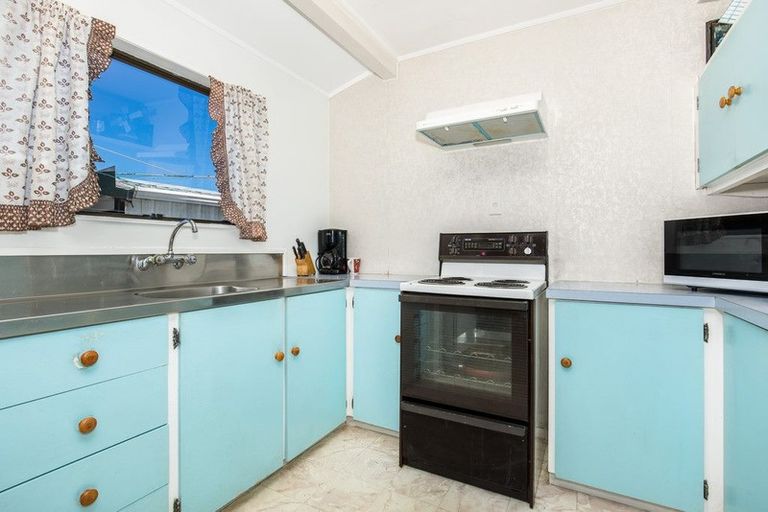 Photo of property in 1/66b Burundi Avenue, Clendon Park, Auckland, 2103