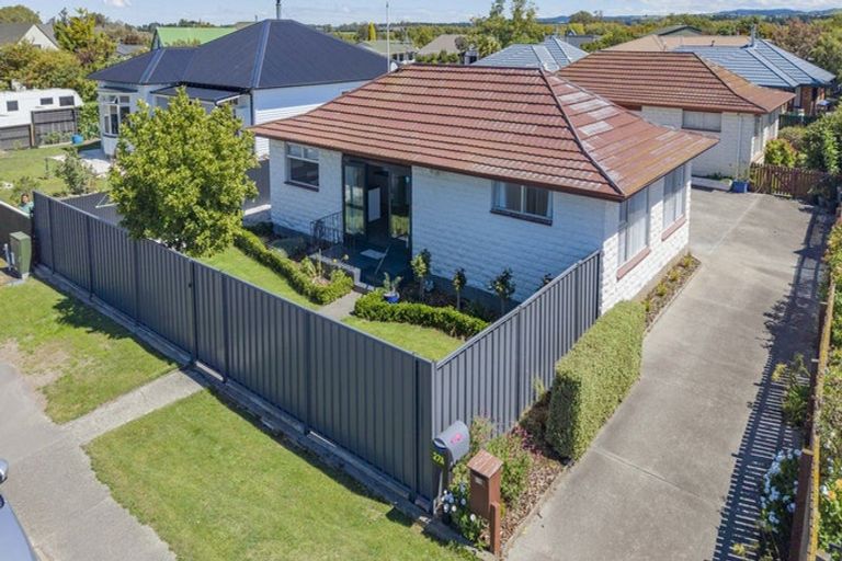 Photo of property in 27a Bank Street, Amberley, 7410