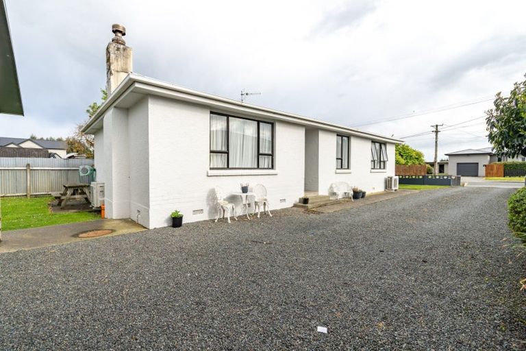 Photo of property in 11 Stephens Street, Waikiwi, Invercargill, 9810