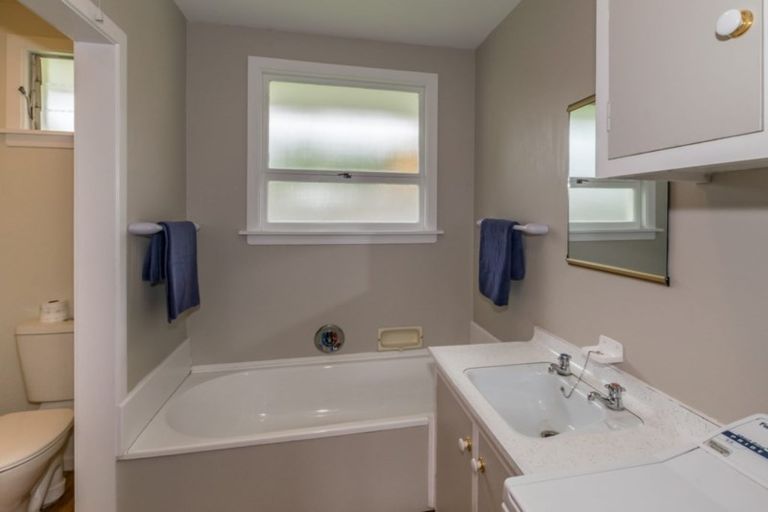 Photo of property in 4/2 Third Street, Belfast, Christchurch, 8051