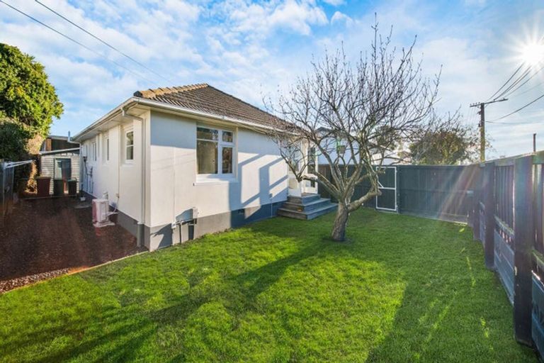 Photo of property in 12 Bass Street, Woolston, Christchurch, 8062