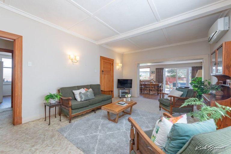 Photo of property in 71 Totara Crescent, Woburn, Lower Hutt, 5011