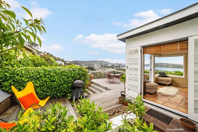 Photo of property in 50 Rodrigo Road, Kilbirnie, Wellington, 6022