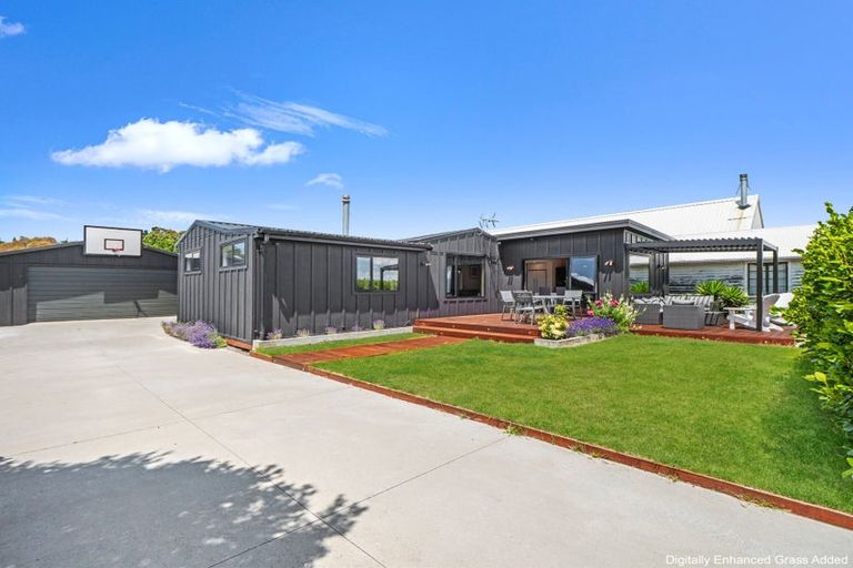 Photo of property in 30 Park Terrace, Waikuku Beach, 7473