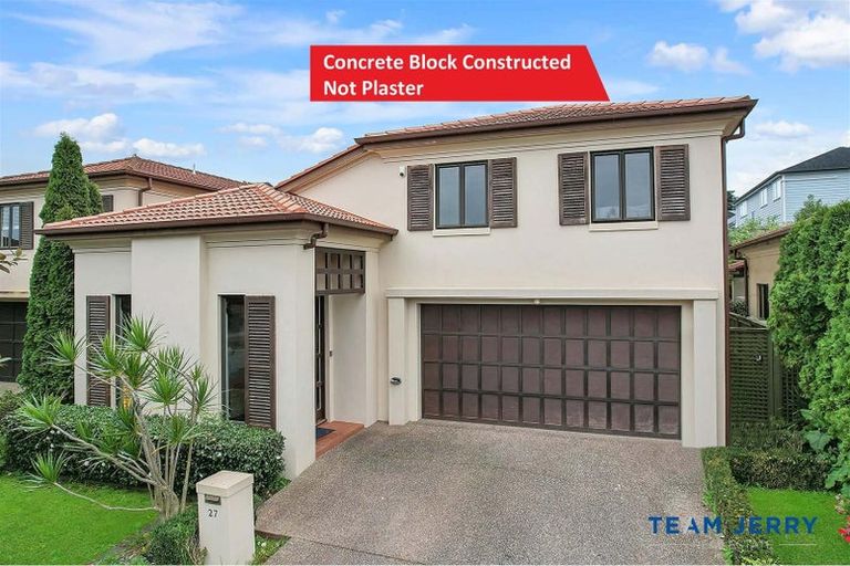 Photo of property in 27 Bridgefield Crescent, Flat Bush, Auckland, 2016