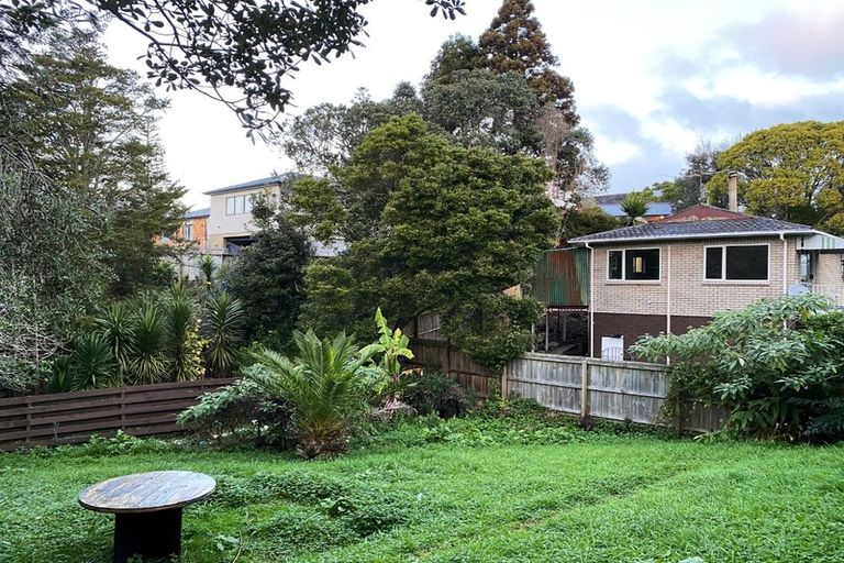 Photo of property in 1/21 Wattle Street, New Lynn, Auckland, 0600