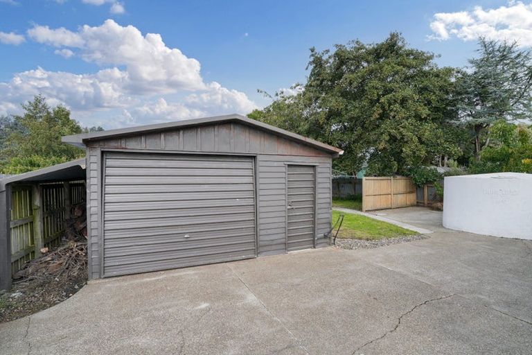 Photo of property in 20 Robert Street, Otatara, Invercargill, 9879