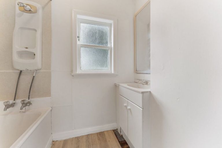 Photo of property in 9 Fagan Street, Bulls, 4818