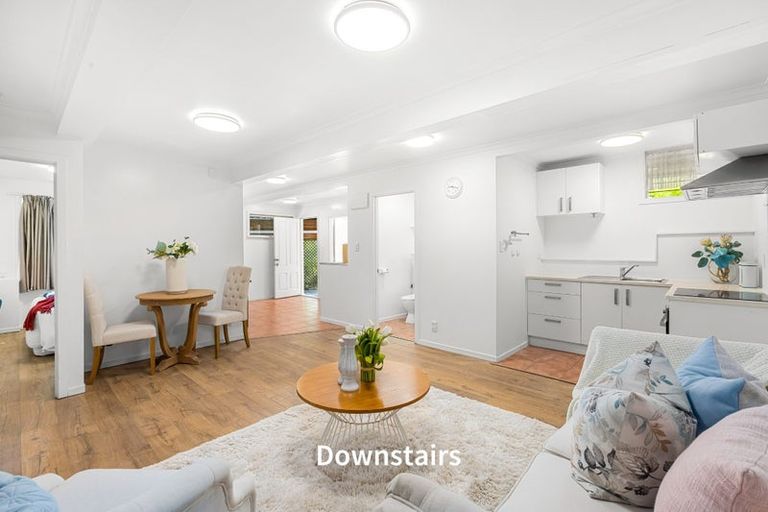 Photo of property in 41 Hatherlow Street, Glenfield, Auckland, 0629