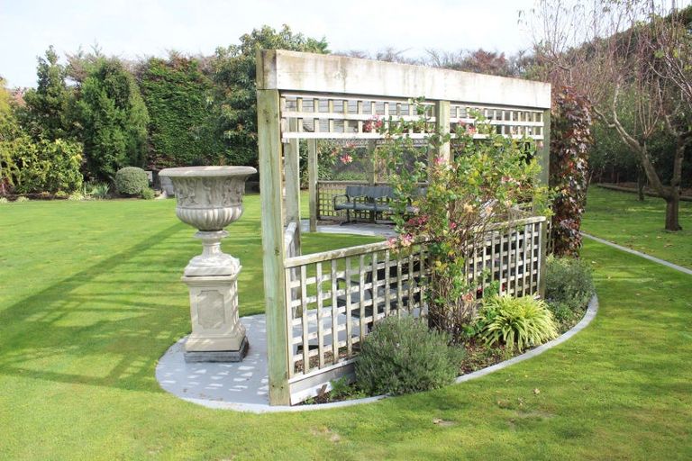 Photo of property in 2 Joll Street, Waitara, 4383