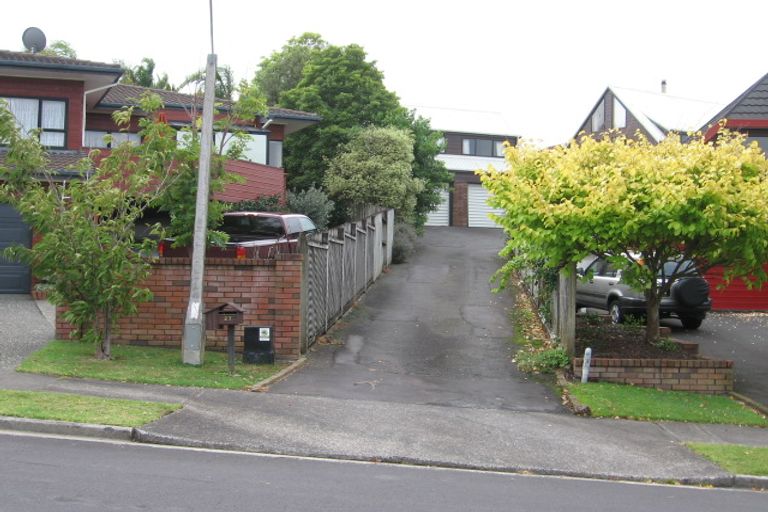 Photo of property in 27 Cherub Place, West Harbour, Auckland, 0618