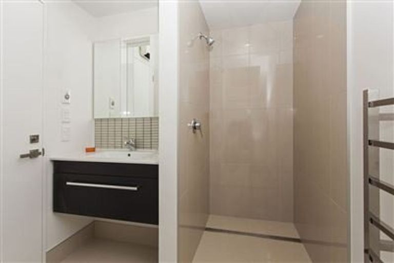 Photo of property in 1036e Colombo Street, St Albans, Christchurch, 8014