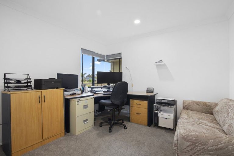 Photo of property in 18 Tonkin Place, Buckland, Pukekohe, 2677