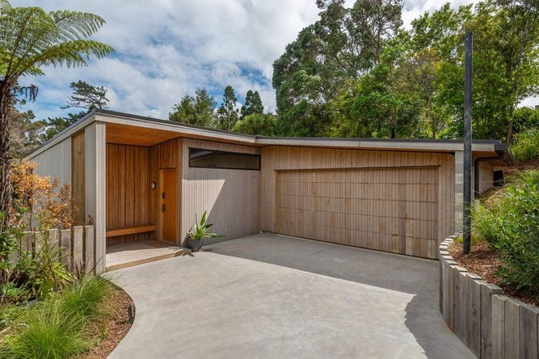 Photo of property in 13 Kauri Road, Birkenhead, Auckland, 0626