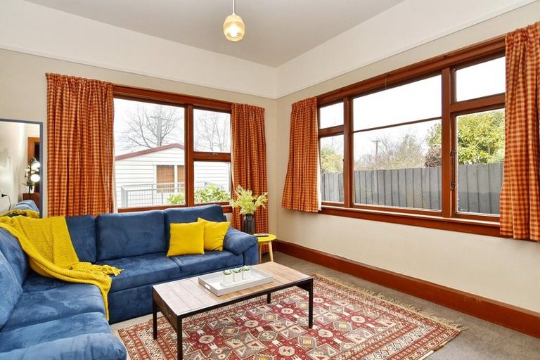 Photo of property in 207 Matsons Avenue, Papanui, Christchurch, 8053