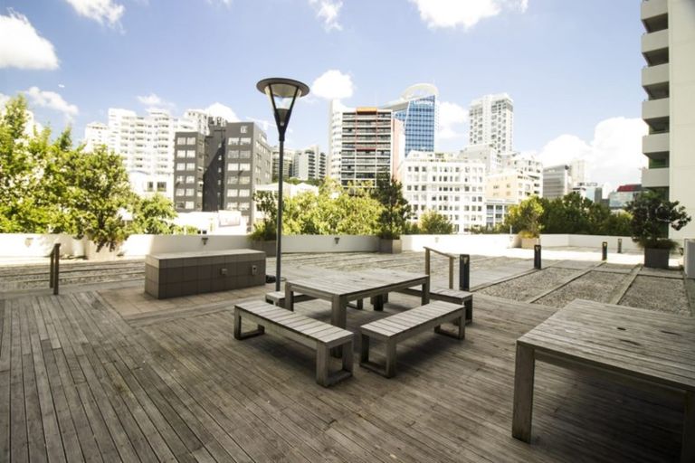 Photo of property in Scene Three Apartments, 602/30 Beach Road, Auckland Central, Auckland, 1010