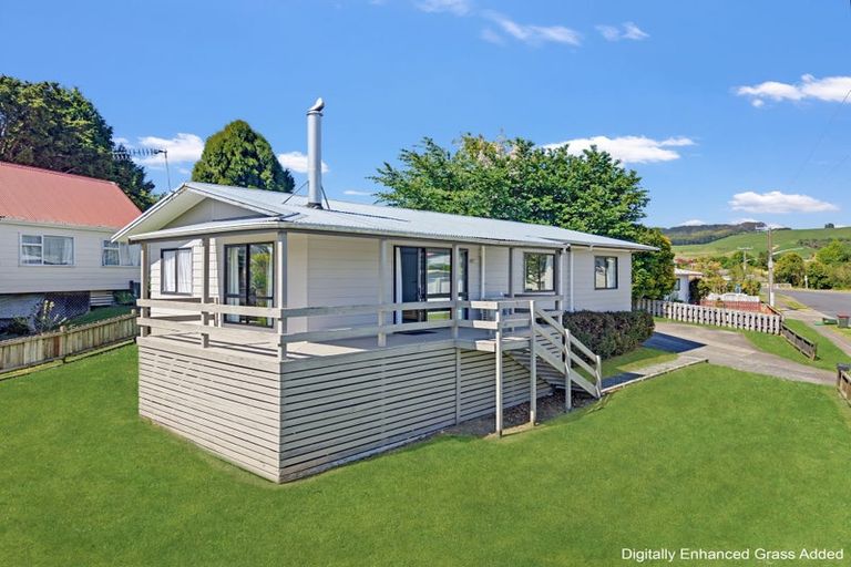 Photo of property in 2 Goldie Street, Pukehangi, Rotorua, 3015