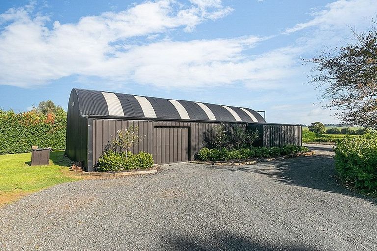 Photo of property in 25 Arana Drive, Karaka, Drury, 2578