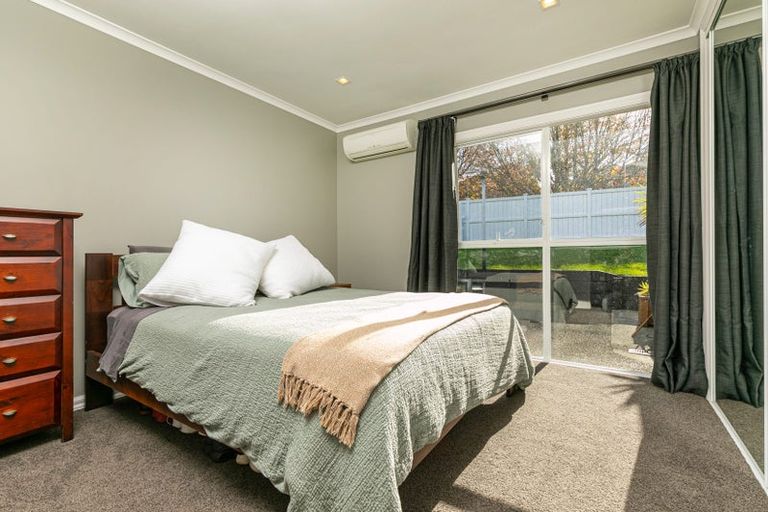 Photo of property in 49 Compton Street, Hillcrest, Auckland, 0627