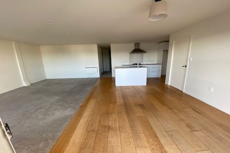 Photo of property in 5/66 Victoria Road, Devonport, Auckland, 0624