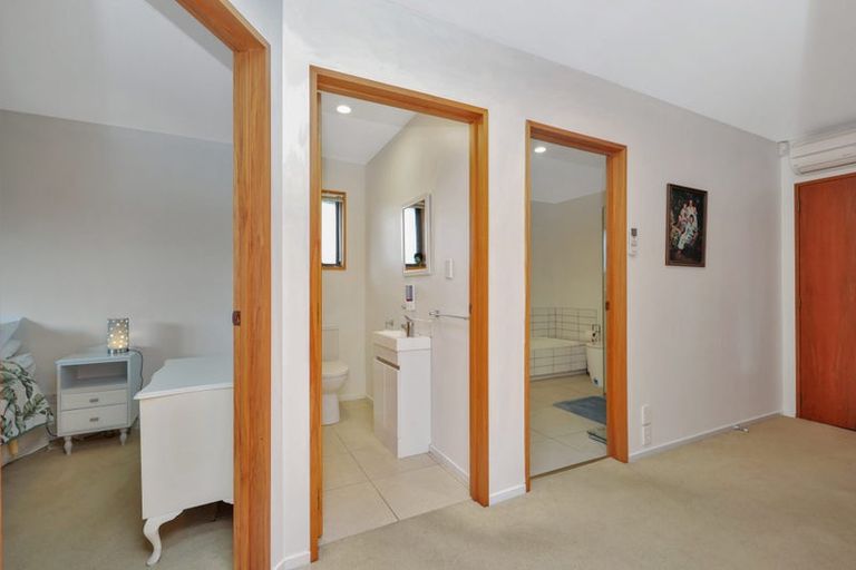 Photo of property in 21 Mona Square, Ashburton, 7700