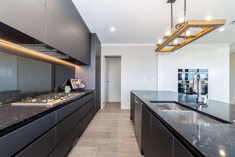 Photo of property in 30 Bearing Parade, Long Bay, Auckland, 0630