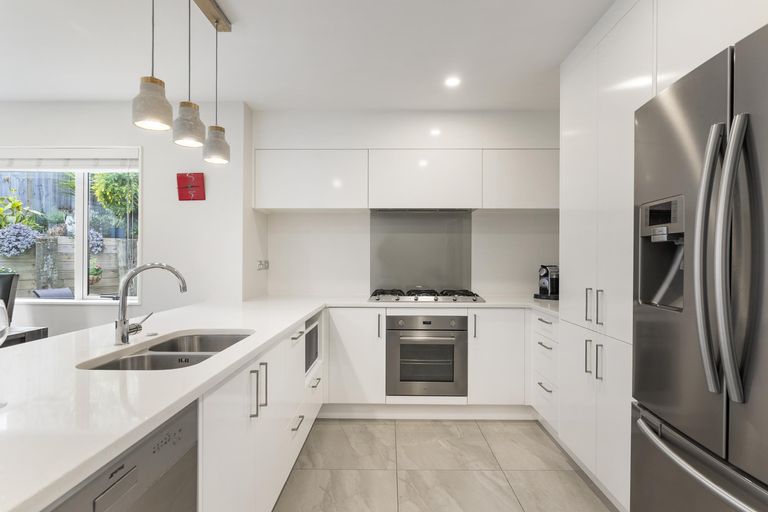 Photo of property in 6b Gibraltar Street, Howick, Auckland, 2014